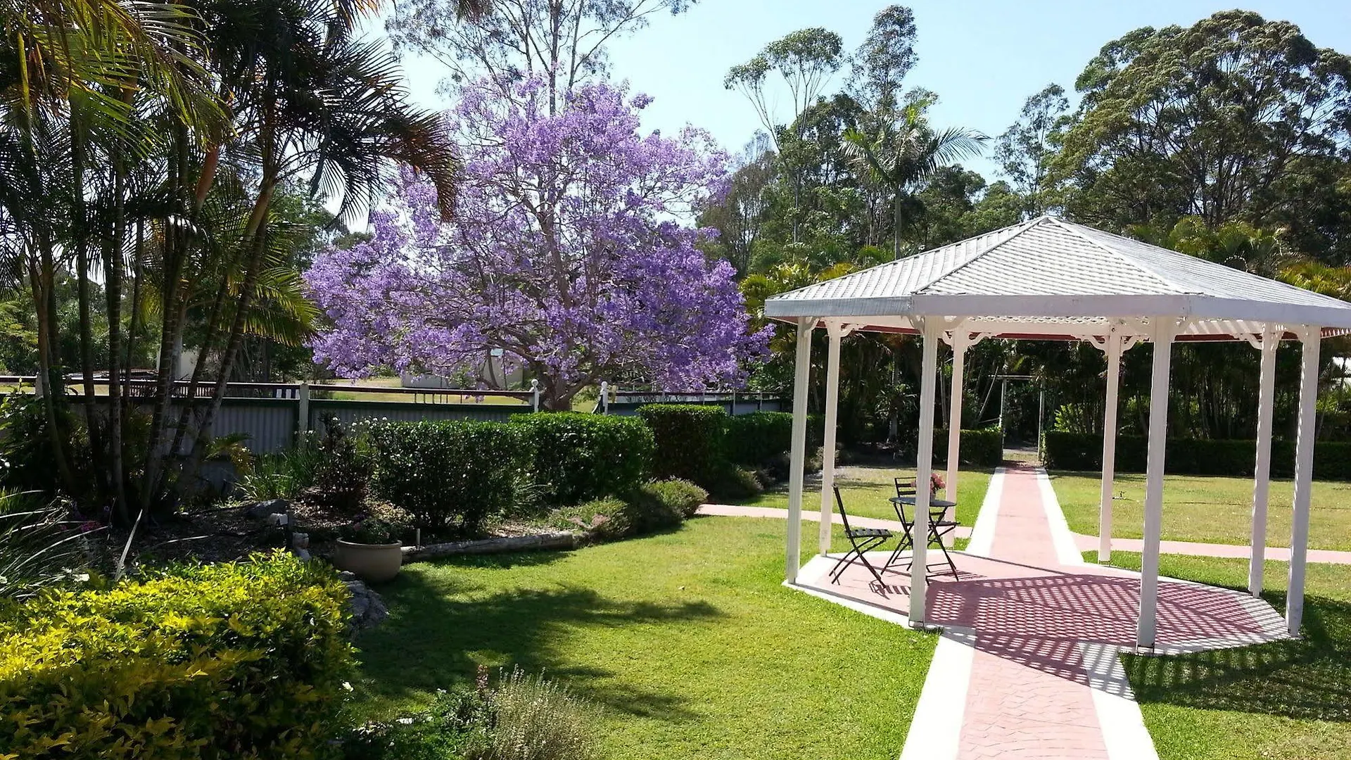 B&B On Sunrise Maryborough Bed & Breakfast